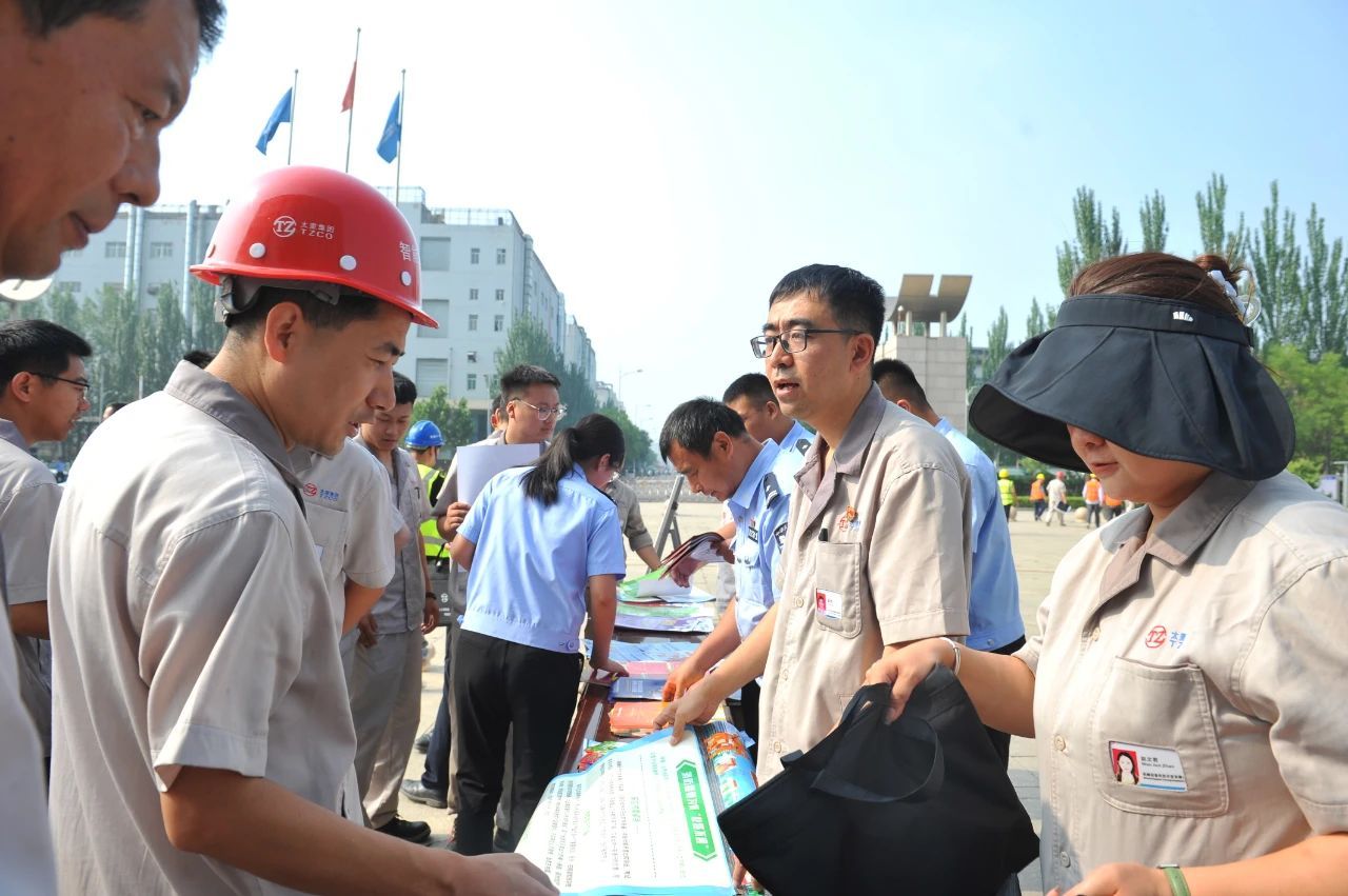 DCD0C5D9029BA83F66EE024EC31_6E134121_23E18