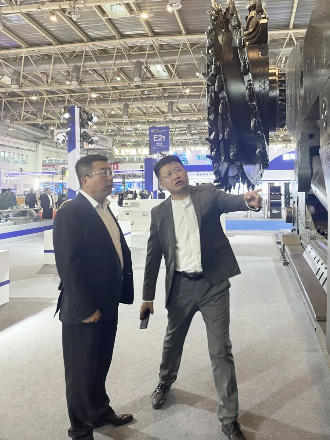 16A082AD13EE69117C4C83B3A56_2D4DD051_3C047