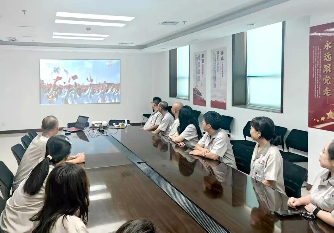 0D3E8A470F5D197FEE00F8D21D5_3BC943F5_1A85C