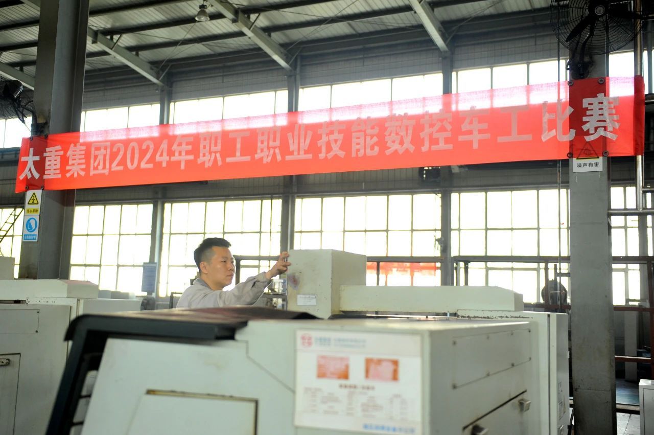 404DF636C25ED164286346F978E_5710AE9A_22224